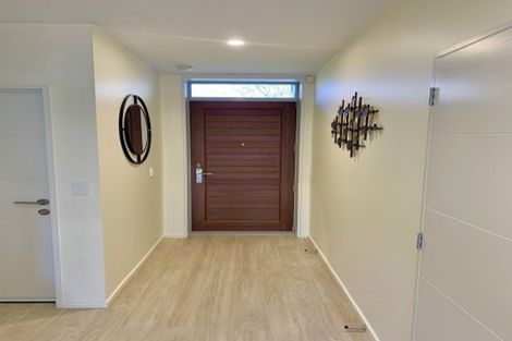 Photo of property in 17 Seager Lane, Hillmorton, Christchurch, 8024