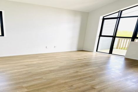 Photo of property in 27 Huringa Road, Karaka, 2113