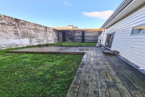Photo of property in 19 Lombard Street, Palmerston North, 4410