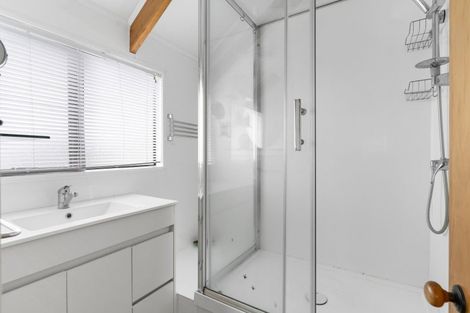 Photo of property in 106 Everitt Crescent, Whangamata, 3620