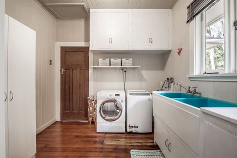 Photo of property in 2/39 Lysander Crescent, Beach Haven, Auckland, 0626