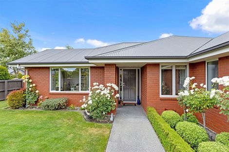 Photo of property in 1 Ross Place, Northwood, Christchurch, 8051