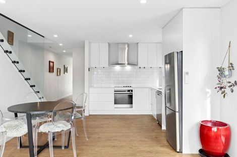 Photo of property in Northlake, 18 Glenavon Green, Wanaka, 9305