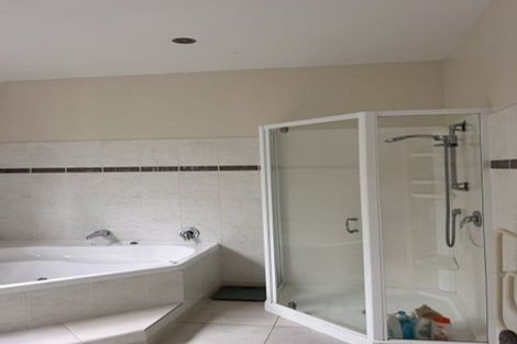 Photo of property in 19 East Coast Road, Milford, Auckland, 0620