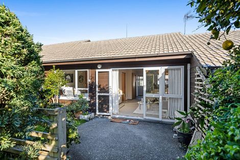 Photo of property in 14/15 Puriri Street, Takapuna, Auckland, 0622