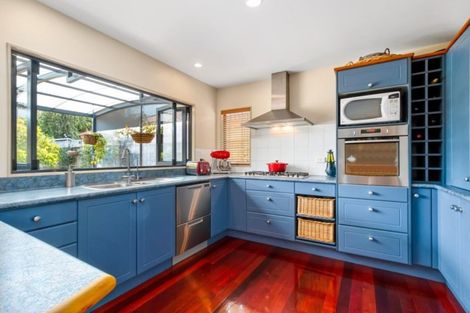 Photo of property in 11 Piriti Drive, Te Atatu Peninsula, Auckland, 0610