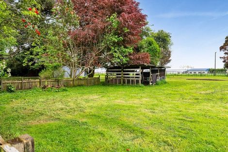 Photo of property in 116 Paraite Road, Paraite, New Plymouth, 4373