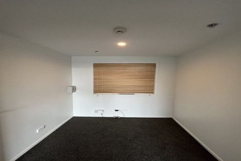 Photo of property in Bella Vista, 1h/84 Gunner Drive, Te Atatu Peninsula, Auckland, 0610