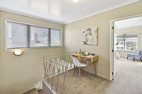 Photo of property in 8 Hamlet Place, Pukekohe, 2120