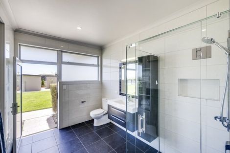 Photo of property in The Woolshed, 15g Omarunui Road, Waiohiki, Napier, 4183