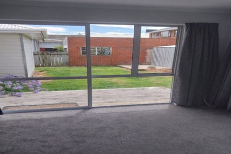 Photo of property in 19 Wesley Street, South Dunedin, Dunedin, 9012