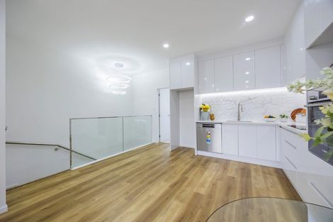 Photo of property in 57b Rathgar Road, Henderson, Auckland, 0610