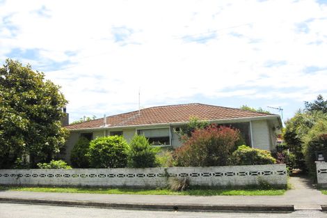Photo of property in 10 Reeves Road, Opawa, Christchurch, 8023