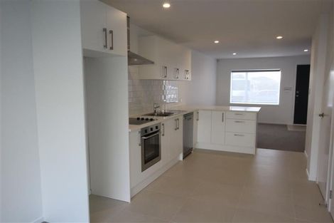 Photo of property in 2/67b Metcalfe Road, Ranui, Auckland, 0612