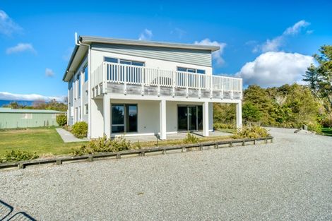 Photo of property in 91 Beach Road, Kakapotahi, Ross, 7885