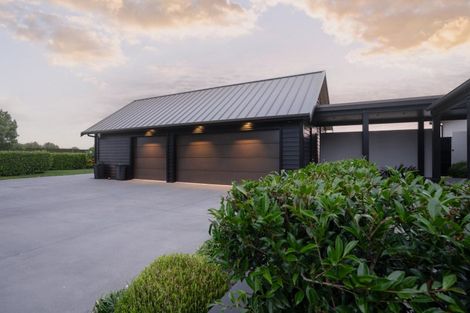 Photo of property in 119 Racecourse Road, Cambridge, 3493