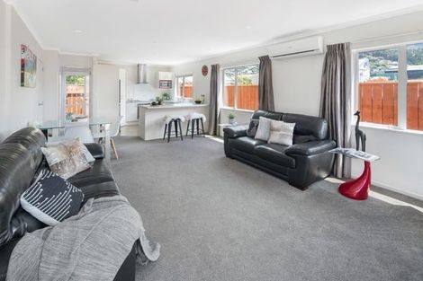 Photo of property in 51a Kemp Street, Kilbirnie, Wellington, 6022