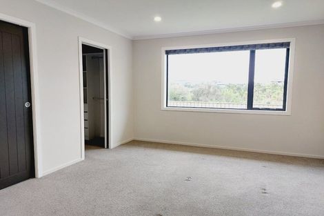 Photo of property in 27 Leathem Crescent, Pokeno, 2402