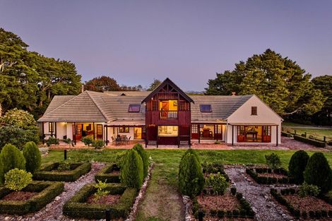 Photo of property in 117 Arcus Road, Te Horo, Otaki, 5582