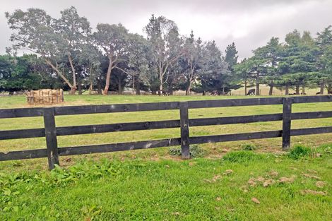 Photo of property in 420 Dunrobin Road, Fuchsia Creek, Oamaru, 9491