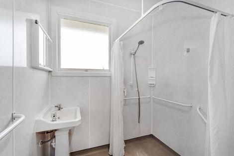 Photo of property in 7 Ruru Road, Linwood, Christchurch, 8062