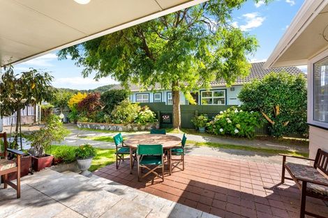 Photo of property in 17 Momona Street, Wainuiomata, Lower Hutt, 5014