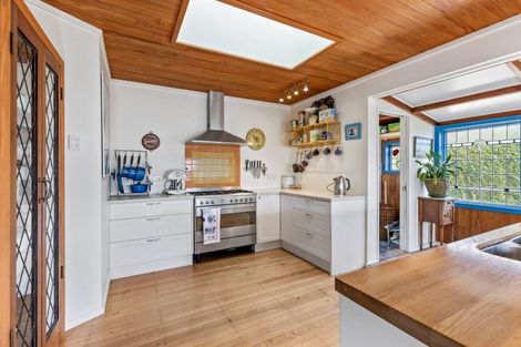 Photo of property in 124 Marine Drive, Diamond Harbour,  8971