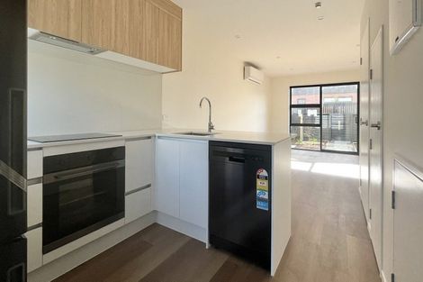 Photo of property in 9/60 Selo Street, Glen Eden, Auckland, 0602