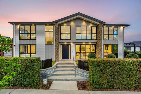 Photo of property in 21 Tawatawa Street, Long Bay, Auckland, 0630