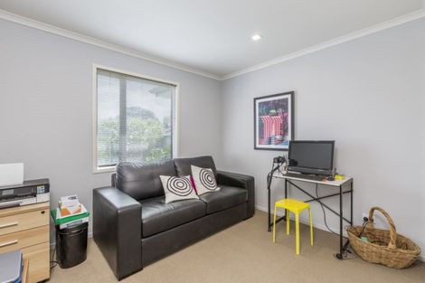Photo of property in 28 Keepers Drive, Gulf Harbour, Whangaparaoa, 0930