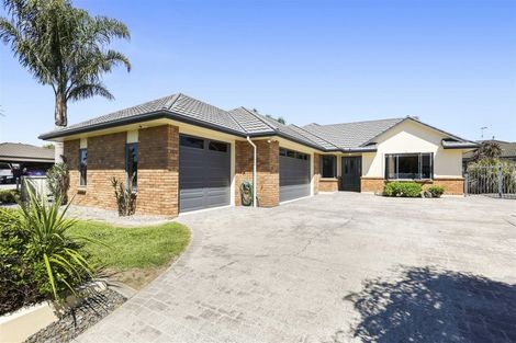 Photo of property in 29 Cairns Crescent, Rototuna, Hamilton, 3210