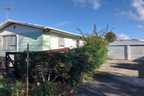 Photo of property in 9 Rountree Place, Conifer Grove, Takanini, 2112