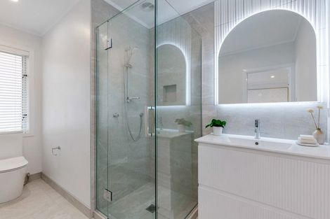 Photo of property in 49 Jaemont Avenue, Te Atatu South, Auckland, 0610