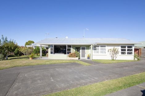 Photo of property in 4 Balmoral Street, Taradale, Napier, 4112