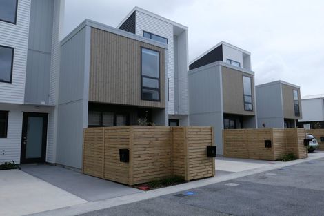 Photo of property in 10 Kamahi Place, Paraparaumu, 5032