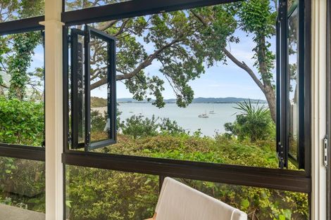 Photo of property in 1993 Whangarei Heads Road, Whangarei Heads, Whangarei, 0174