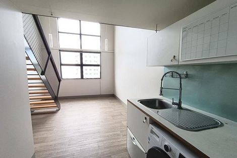Photo of property in Urbane Apartments, 34/29 Webb Street, Mount Cook, Wellington, 6011