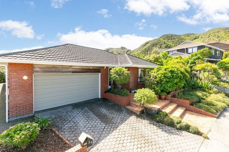 Photo of property in 39 Satara Crescent, Khandallah, Wellington, 6035