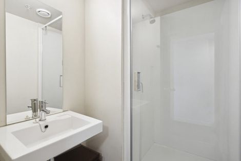 Photo of property in Cube Apartments, 7j/242 Taranaki Street, Mount Cook, Wellington, 6011