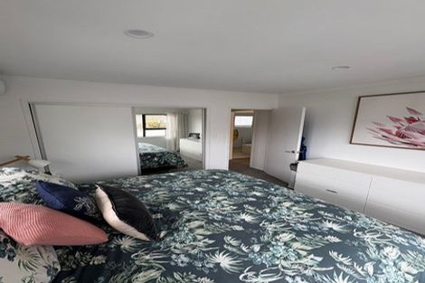 Photo of property in 2/39 Stanley Avenue, Milford, Auckland, 0620