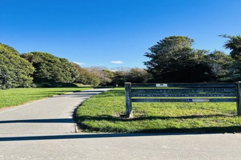 Photo of property in 91 Warren Crescent, Hillmorton, Christchurch, 8025