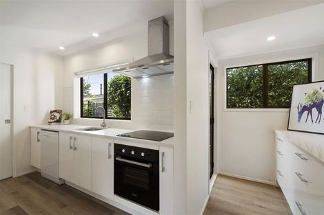 Photo of property in 2/36 Elizabeth Street, Mount Eden, Auckland, 1024