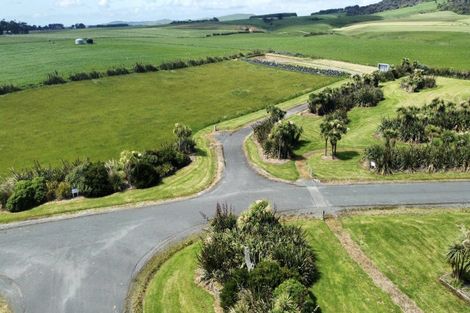 Photo of property in 27 Tamatea Street, Pahia, Riverton, 9881