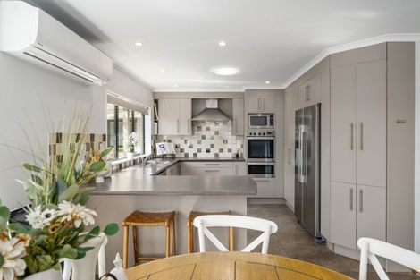 Photo of property in 1 Corinth Grove, Papamoa Beach, Papamoa, 3118