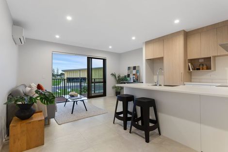 Photo of property in 12 Tara Lane, Manurewa, 2102