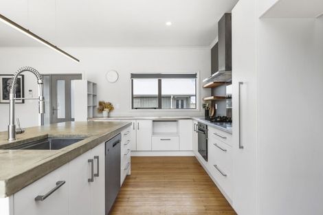 Photo of property in 32u5 Forsyth Street, Saint Andrews, Hamilton, 3200