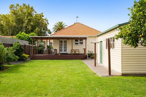 Photo of property in 54 Douglas Mclean Avenue, Marewa, Napier, 4110