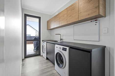 Photo of property in 20 Mike Smith Drive, Cambridge, 3434