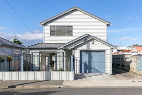 Photo of property in 12 Kauri Street, Miramar, Wellington, 6022
