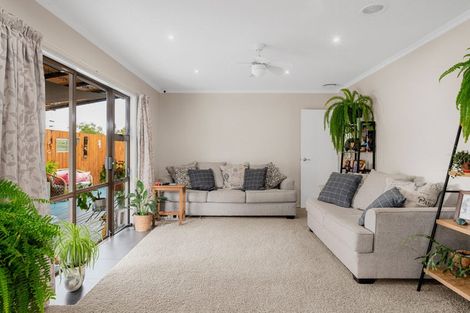 Photo of property in 26 Hamblyn Crescent, Nawton, Hamilton, 3200